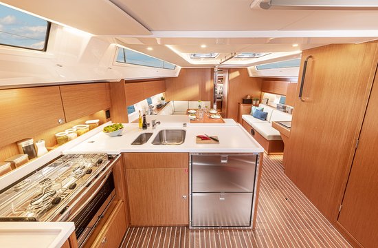 Bavaria C45 | Ascot Travel & Tours